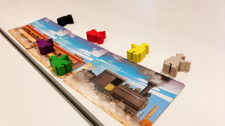 マスクをつけて！世界のボードゲームを楽しもう